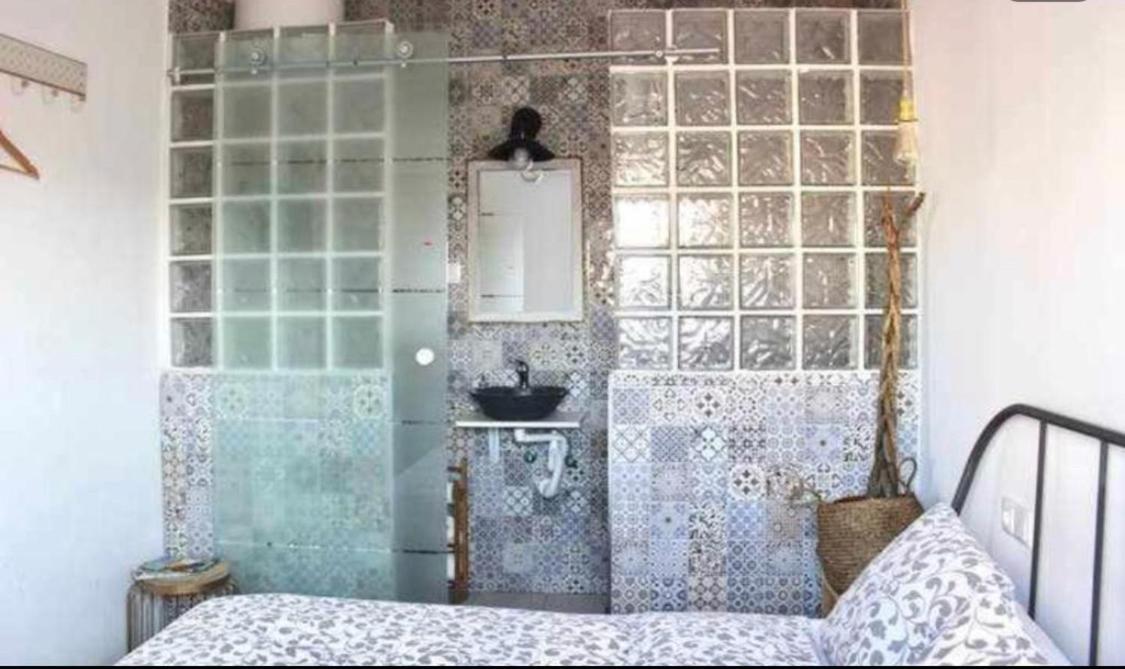 Maison d'hôtes Room, View To The *